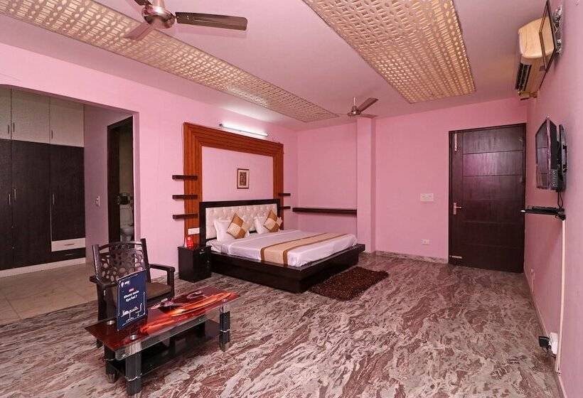 Отель Vinayak Royal Palace By Oyo Rooms