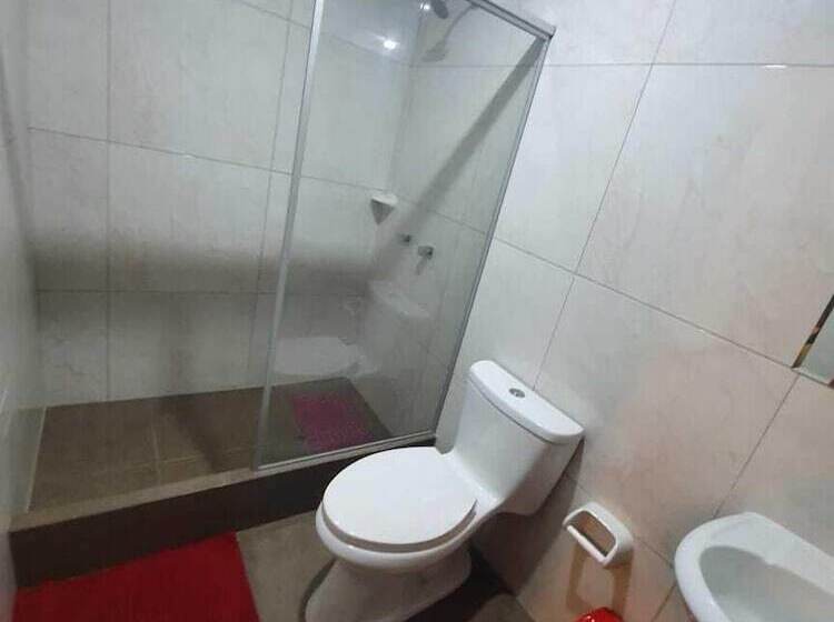 Отель Vox69 Suites