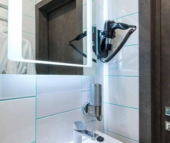 Izzzi By Vladimirskaya