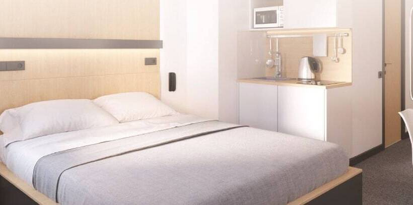 Izzzi By Vladimirskaya