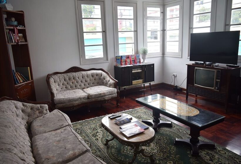 La Arena Bed & Breakfast