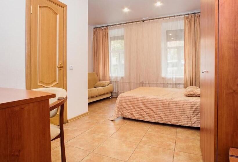 Legend Hotel Petropavlovka