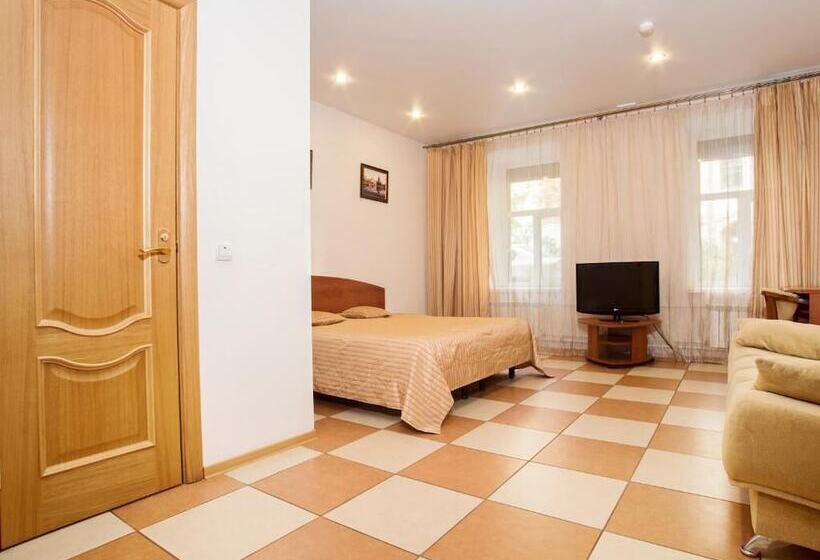 Legend Hotel Petropavlovka