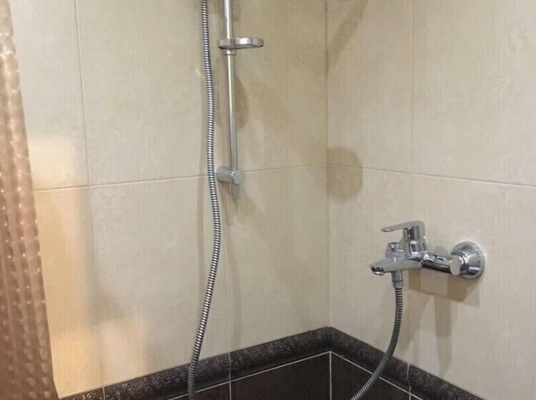 Mini Hotel Uyut On Novorossiyskoy