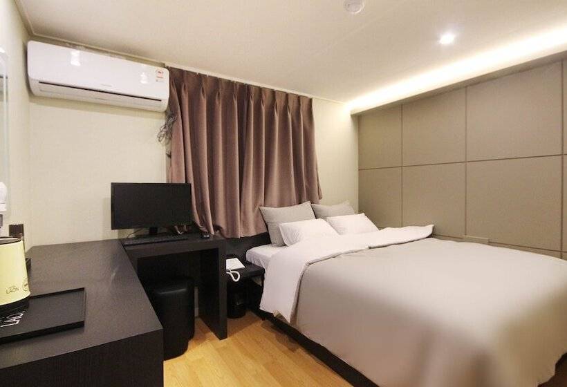 모텔 Busan Beomildong Laon