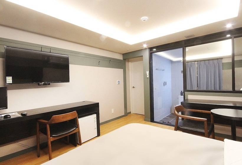 모텔 Busan Beomildong Laon