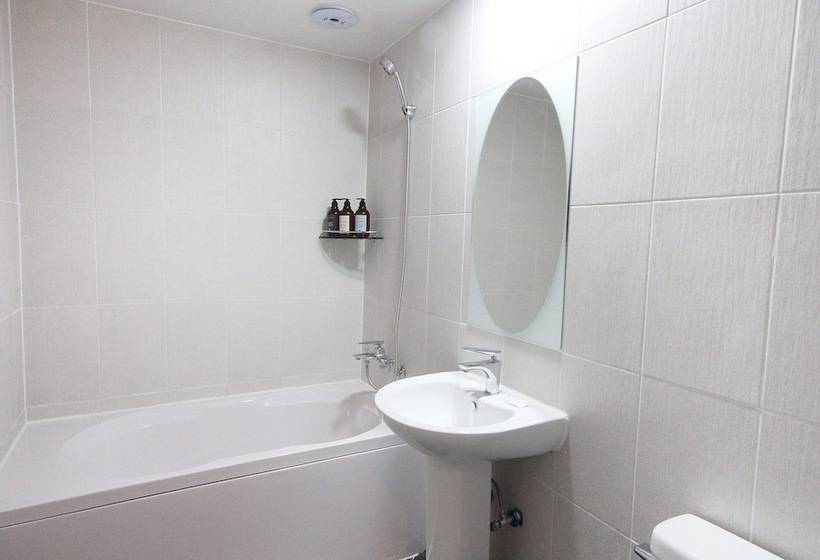 모텔 Busan Beomildong Laon