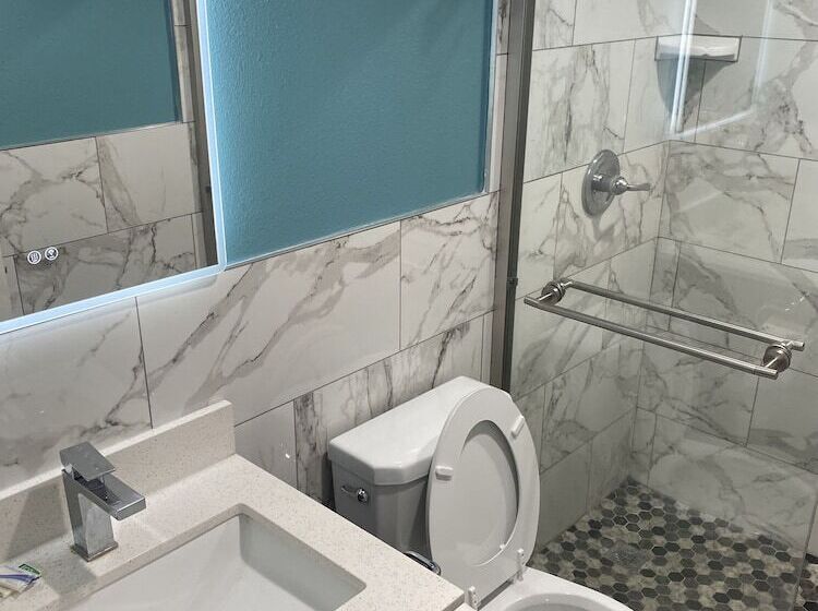 汽车旅馆  Cass Lake