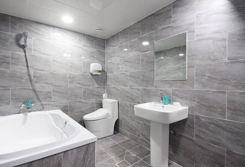 Motel Busan Sasang Commas