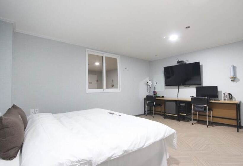 Motel Busan Sasang Commas