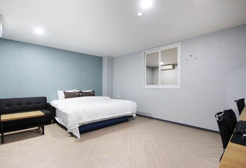 Motel Busan Sasang Commas