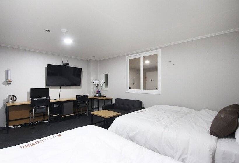 Motel Busan Sasang Commas