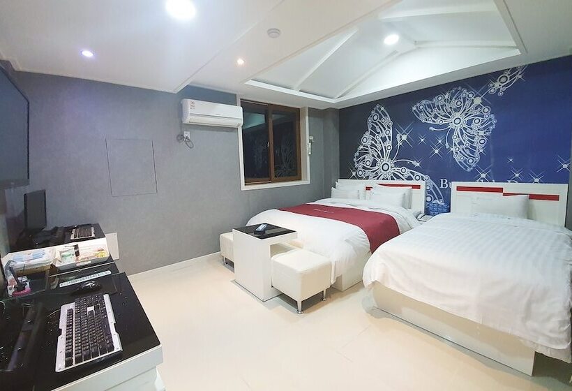 فندق على الطريق Gwangju Pungamdong Fulll House