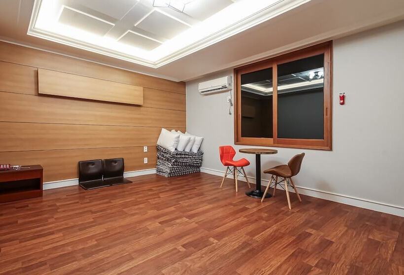 モーテル Gwangju Sangmu Alice Business