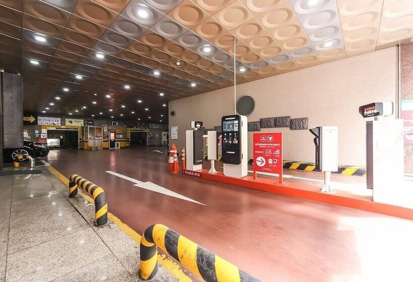 فندق على الطريق Gwangju Sangmu Hotel Utopia