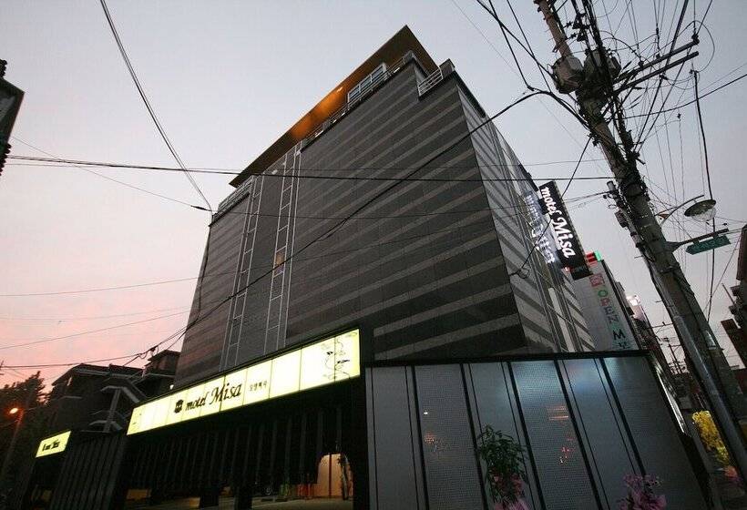 مُتل Hwagok Misa