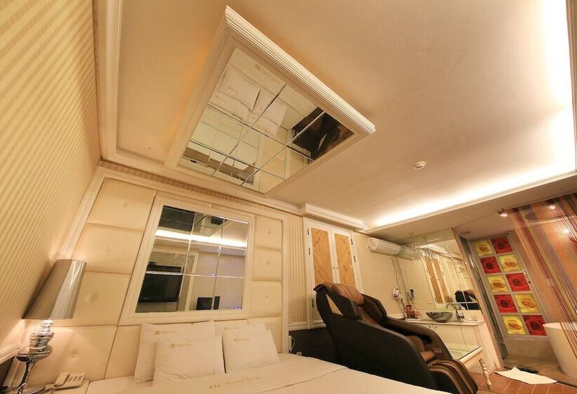 مُتل Hwagok Misa