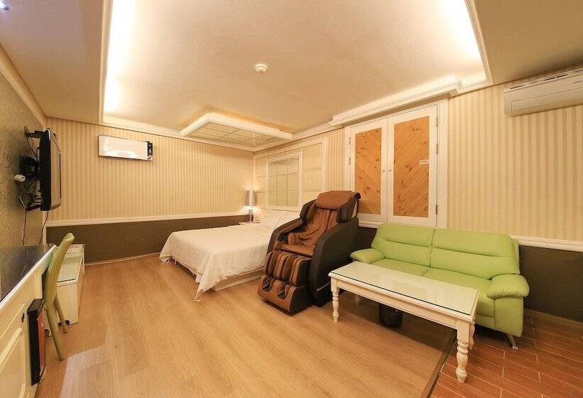 مُتل Hwagok Misa