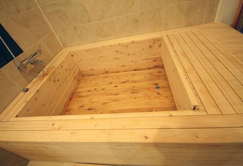 مُتل Hwagok Misa