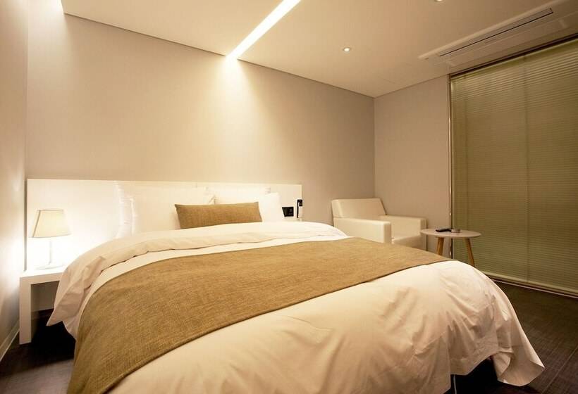 فندق على الطريق Samsung Js Boutique