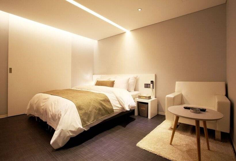 فندق على الطريق Samsung Js Boutique