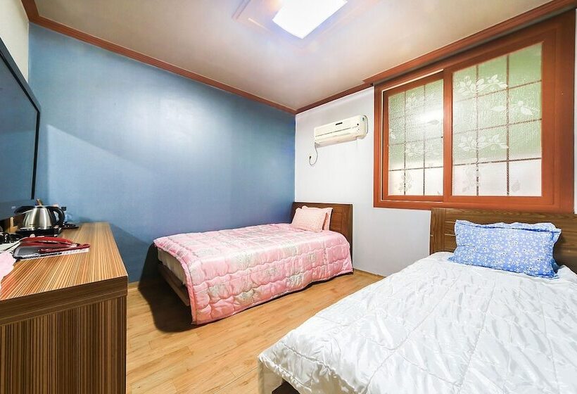 모텔 Ulsan Mugeodong Myeongsung