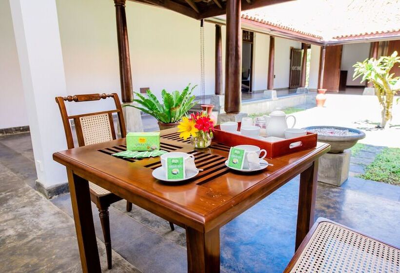 膳宿费 Ardeen Villa