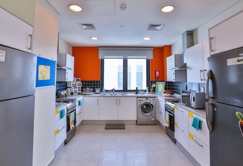 پانسیون Ensuite Rooms And Studios   Dubai