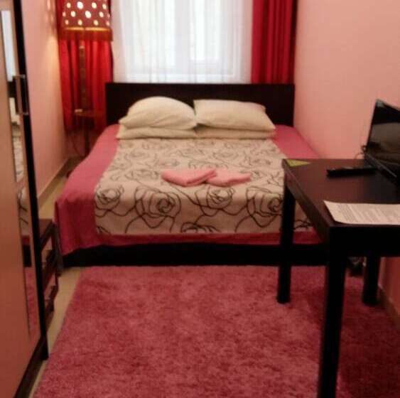 펜션 Es Hotels Network St. Petersburg