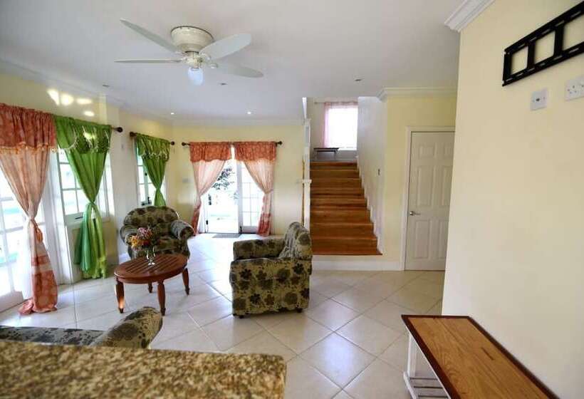 Pensão Herelle Heights Escape