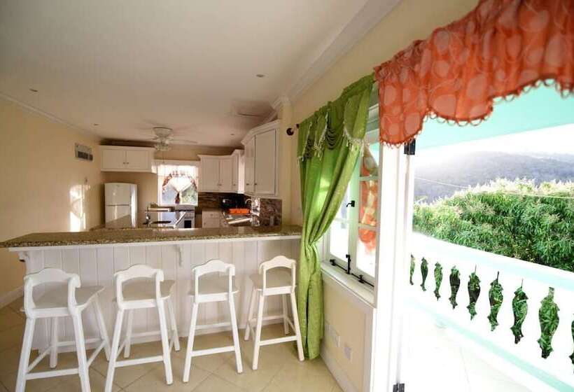 Pensão Herelle Heights Escape