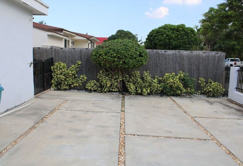 بنسيون Lucky Charm 401