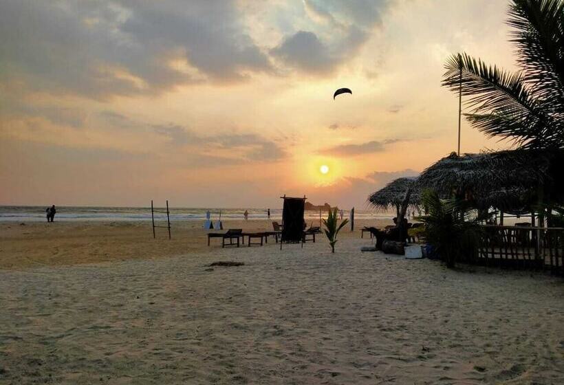 펜션 Moragalla Beach Home Guesthouse