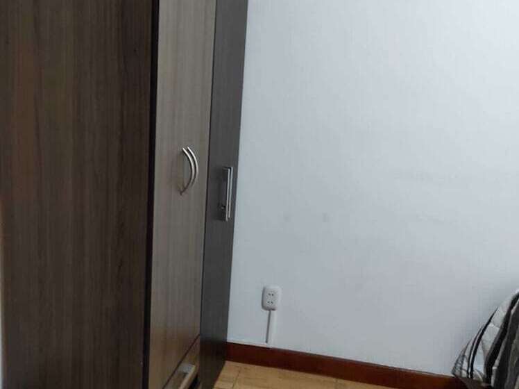 بنسيون Oscar House 776