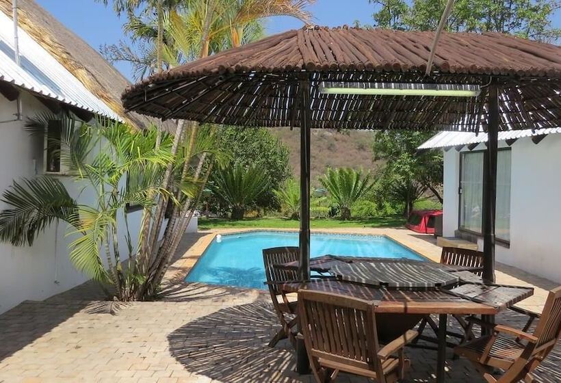 بنسيون Pensao Guest Lodge