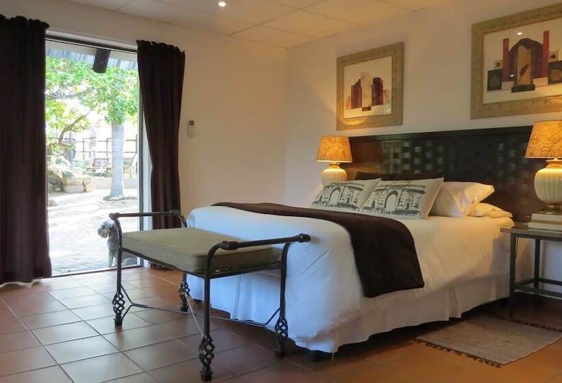 بنسيون Pensao Guest Lodge