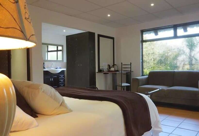 بنسيون Pensao Guest Lodge