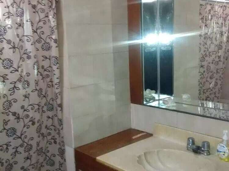 膳宿费 Quincha Guest House