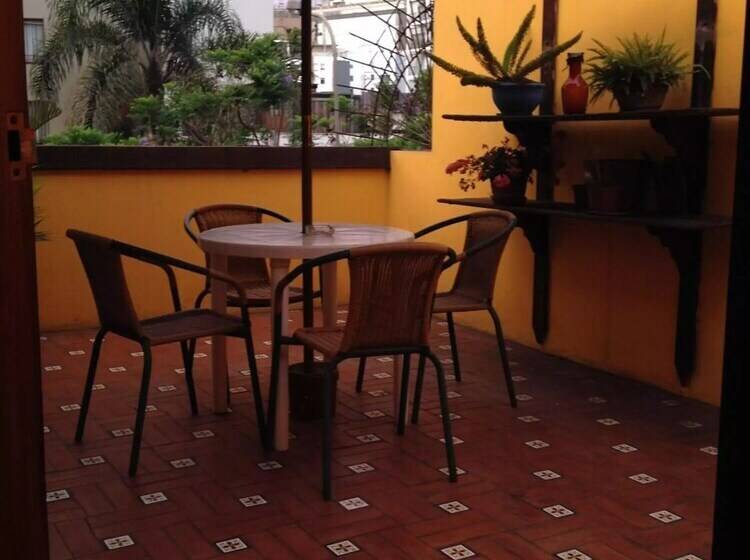 膳宿费 Quincha Guest House