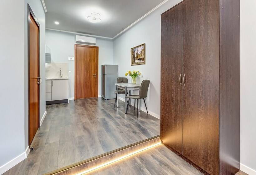 膳宿费 Solo Apart On Rubinshteina