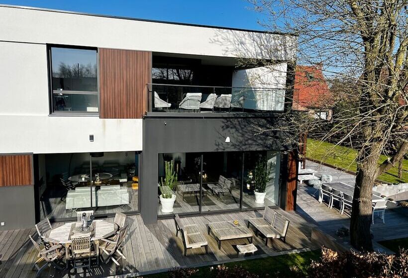 ペンション Ya  Lille Villeneuve D Ascq