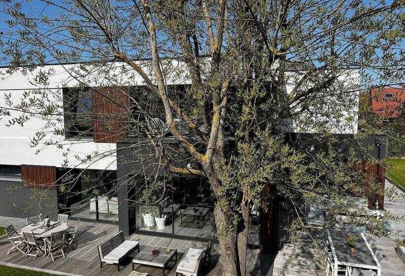 ペンション Ya  Lille Villeneuve D Ascq