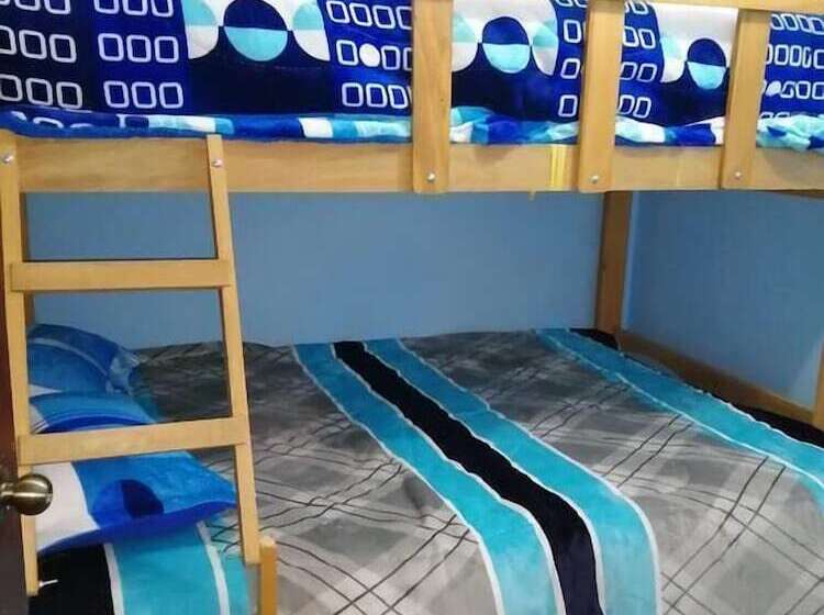 פנסיון Zakaed Home