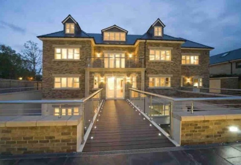 إقامة Mono Luxe Villa In Newcastle Upon Tyne