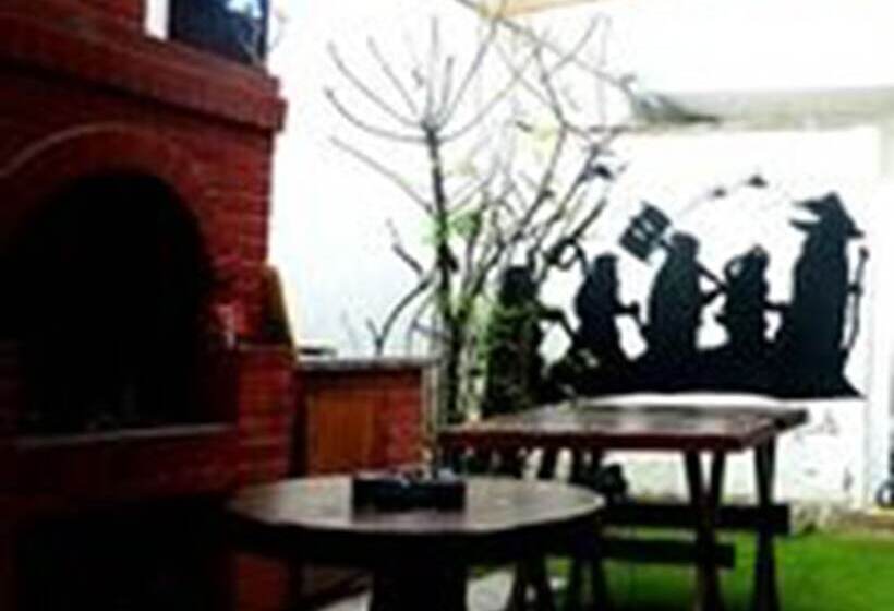 Rivendell Premium   Hostel