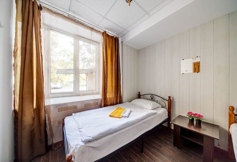 Shabolovka Hotel   Hostel