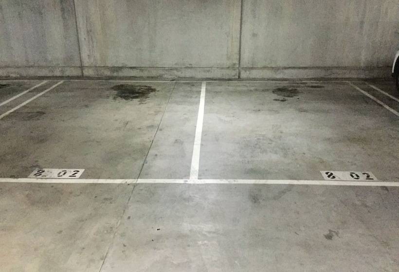 Sub Penthouse On Barkly Street