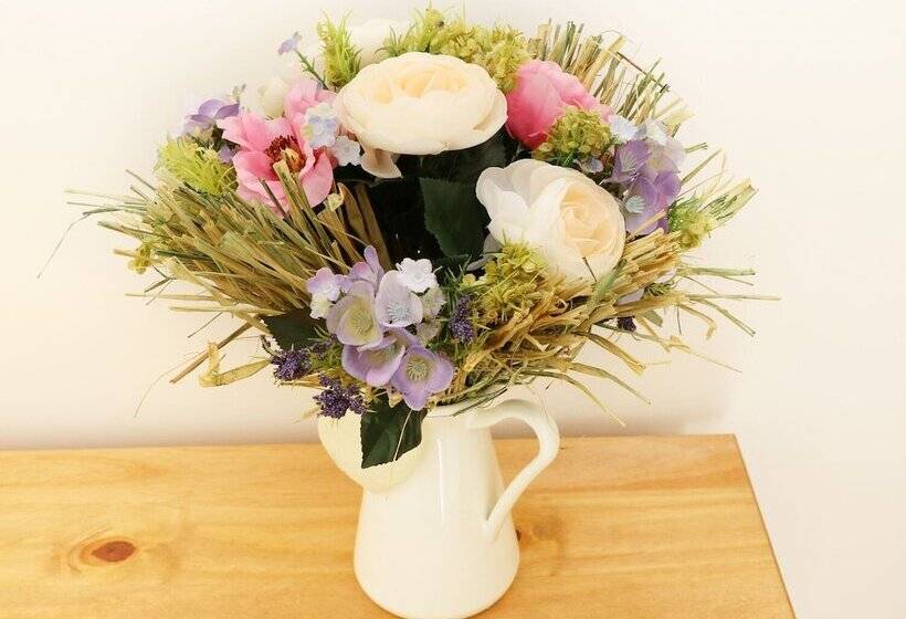 Ty Ffarm At Gellilwch