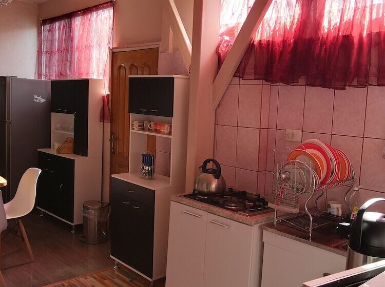 1 Hostal Galeria   Adults Only   Hostel