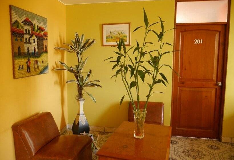 호스텔 Hostal Las Palmeras